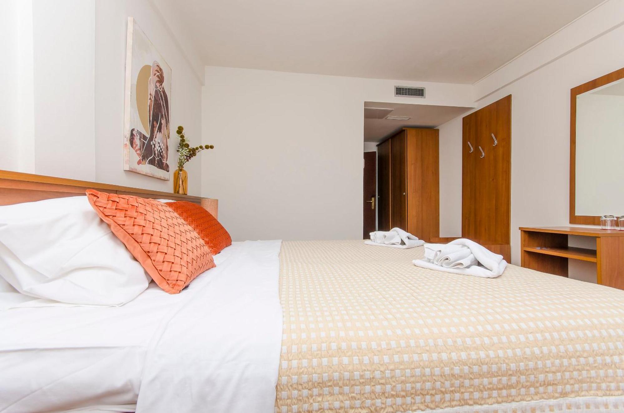 House Hotel Plava Laguna تيسنو المظهر الخارجي الصورة